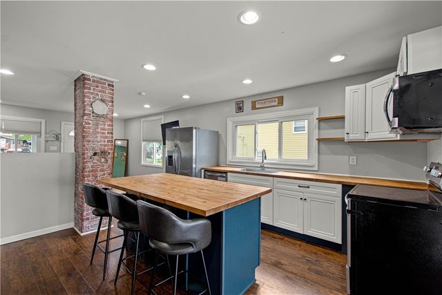 412 Grant Street, Centerville, PA 15358