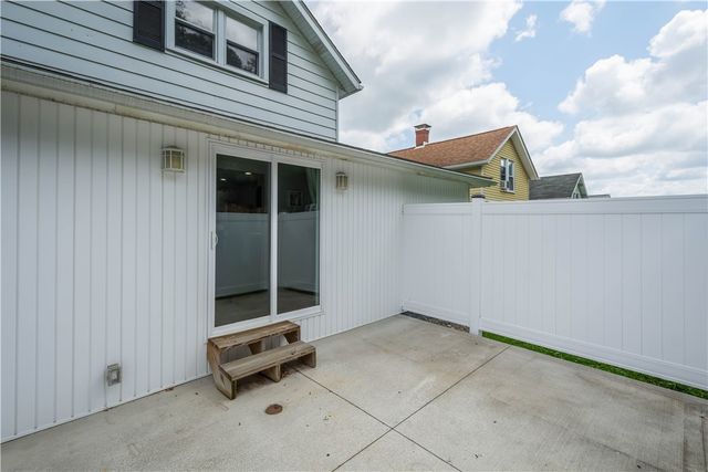 412 Grant Street, Centerville, PA 15358