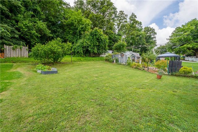 412 Grant Street, Centerville, PA 15358