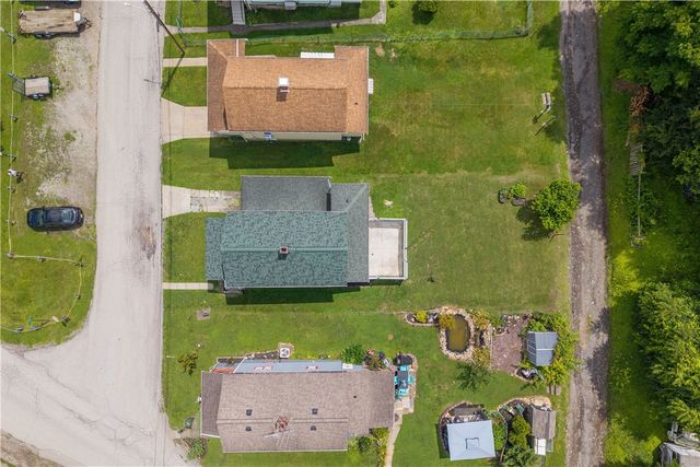 412 Grant Street, Centerville, PA 15358