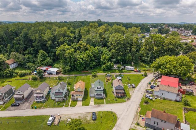 412 Grant Street, Centerville, PA 15358