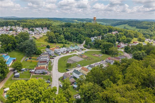 412 Grant Street, Centerville, PA 15358