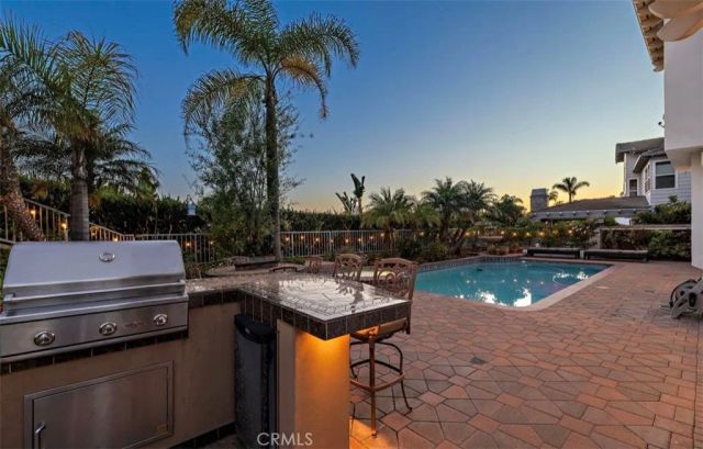 14 Pembroke Ln, Laguna Niguel, CA 92677