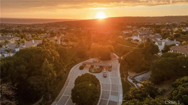 14 Pembroke Ln, Laguna Niguel, CA 92677
