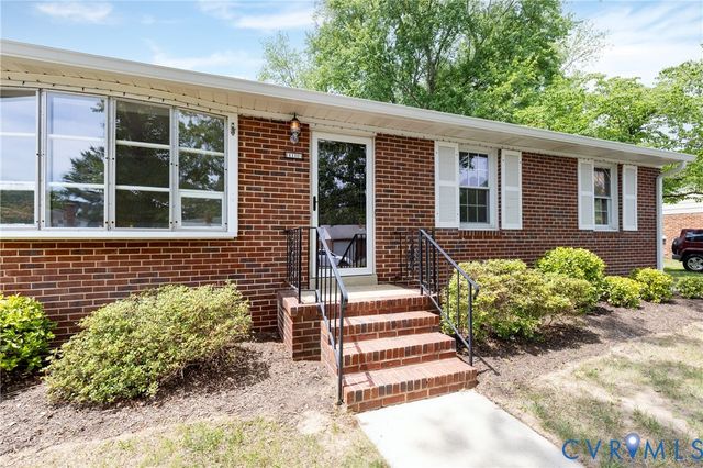 7327 Hunterbrook Dr, Mechanicsville, VA 23111