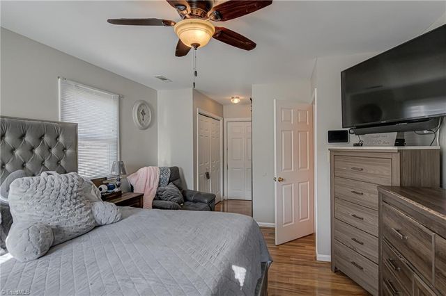 2945 Poinsetta Drive, Winston-salem, NC 27107