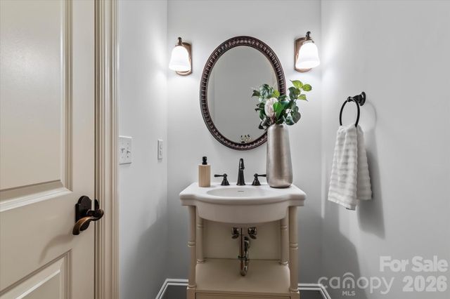 109 Fitchburg Court, Mooresville, NC 28117