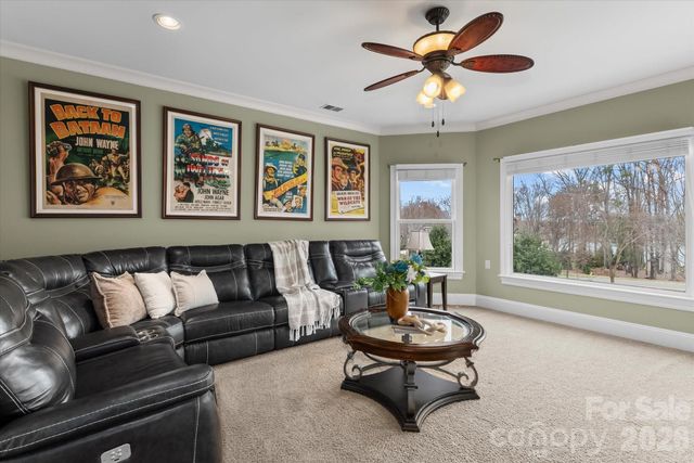 109 Fitchburg Court, Mooresville, NC 28117