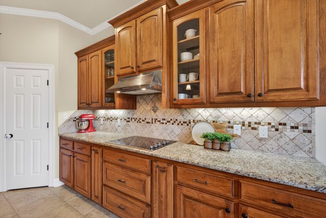 614 Glenshire Drive, Bossier City, LA 71111