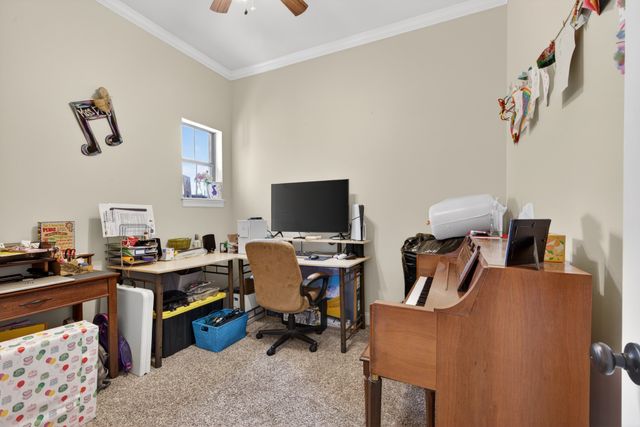 614 Glenshire Drive, Bossier City, LA 71111