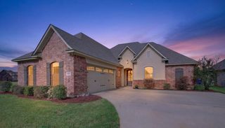 614 Glenshire Drive, Bossier City, LA 71111