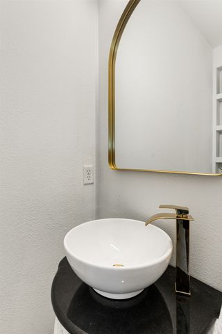 3633 Oak Lawn Avenue, Dallas, TX 75219