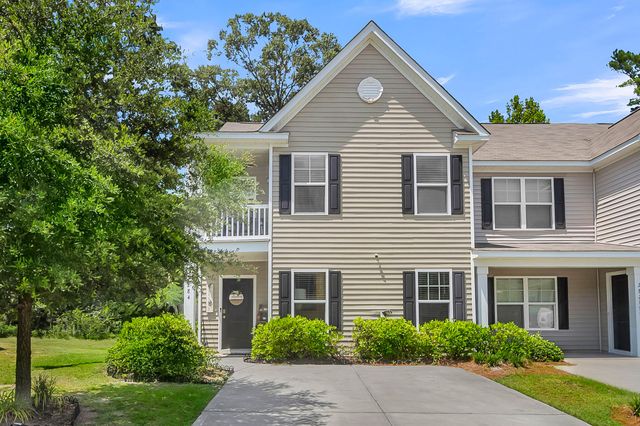 284 Spencer Circle, Summerville, SC 29485