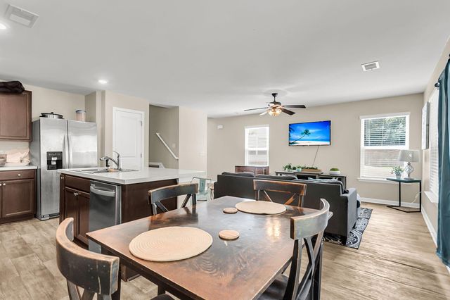 284 Spencer Circle, Summerville, SC 29485