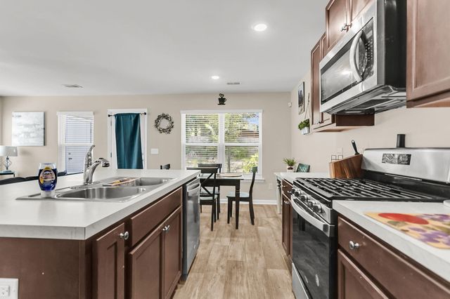 284 Spencer Circle, Summerville, SC 29485