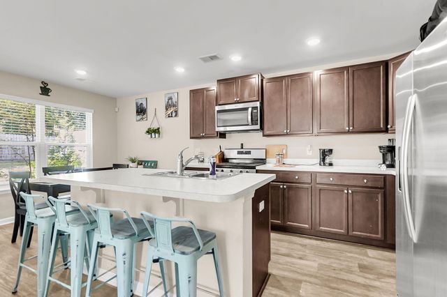 284 Spencer Circle, Summerville, SC 29485