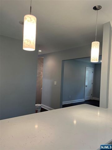 21 Wedgewood Drive 75, Verona, NJ 07044