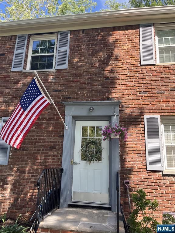 21 Wedgewood Drive 75, Verona, NJ 07044