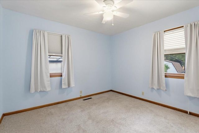 1209 N 26TH Street, Council Bluffs, IA 51501