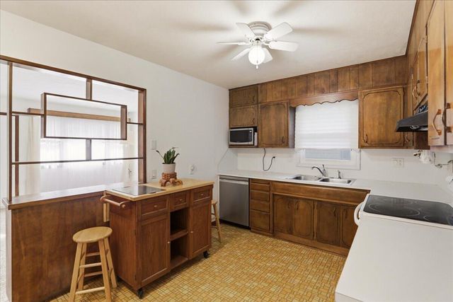 1209 N 26TH Street, Council Bluffs, IA 51501