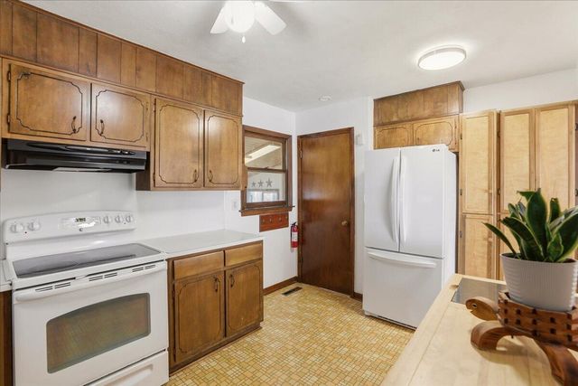 1209 N 26TH Street, Council Bluffs, IA 51501