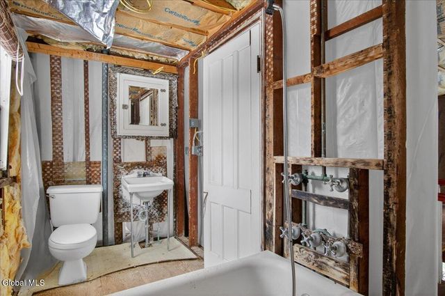 263 Stillwater Bridge Road, Schaghticoke, NY 12154