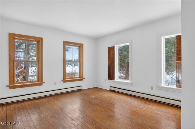 263 Stillwater Bridge Road, Schaghticoke, NY 12154