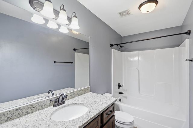 532 Halltown Rd, Portland, TN 37148