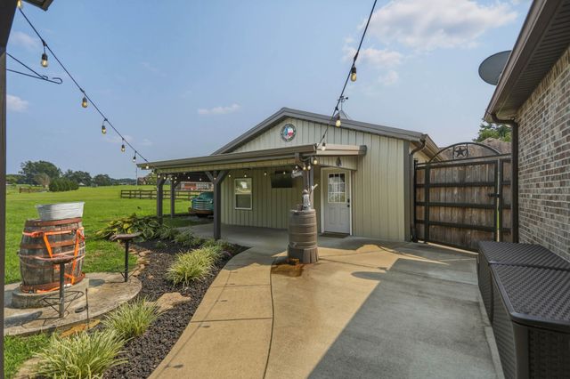 532 Halltown Rd, Portland, TN 37148