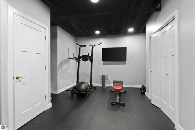 2764 W Crown Drive, Traverse City, MI 49685