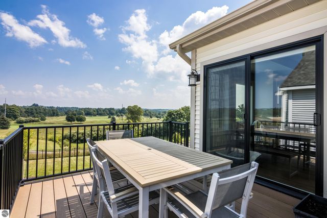 2764 W Crown Drive, Traverse City, MI 49685