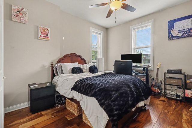 4628 S Langley Avenue, Chicago, IL 60653
