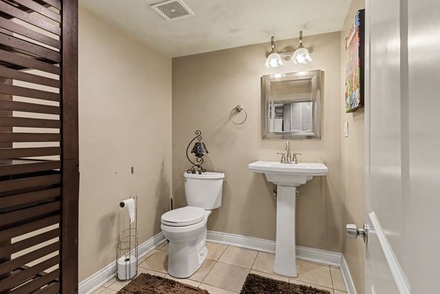 4628 S Langley Avenue, Chicago, IL 60653