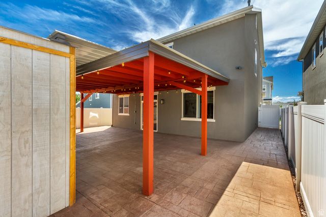 1955 W PARKVIEW DR, Syracuse, UT 84075