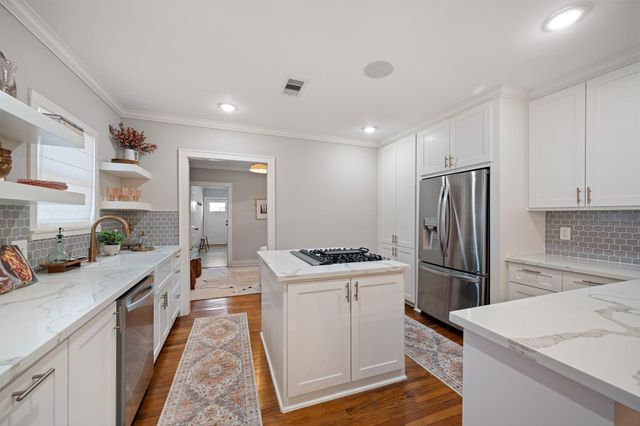 741 E 16th Street, Houston, TX 77008