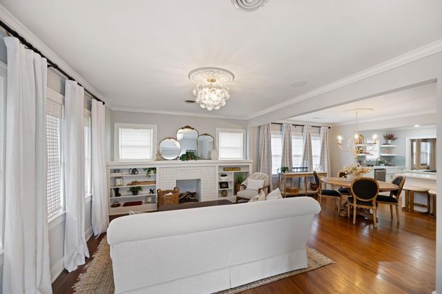 741 E 16th Street, Houston, TX 77008