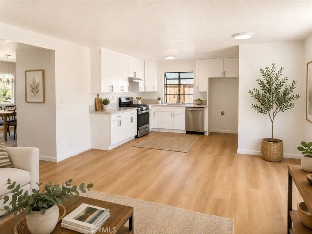 6942 Verlene, Huntington Beach, CA 92647