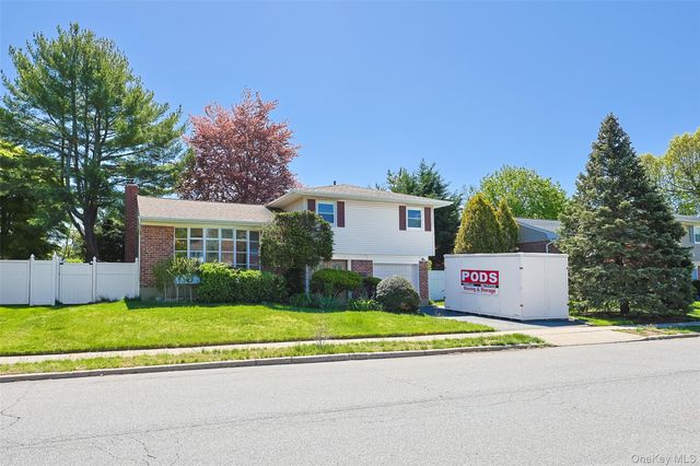 29 Edna Drive, Syosset, NY 11791