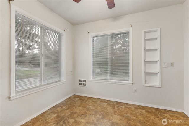 10114 Canyon Road E, Puyallup, WA 98373