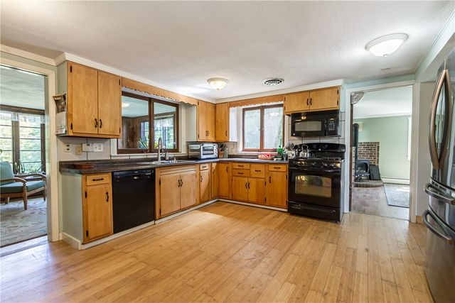 7625 West Port Bay Road, Huron, NY 14590