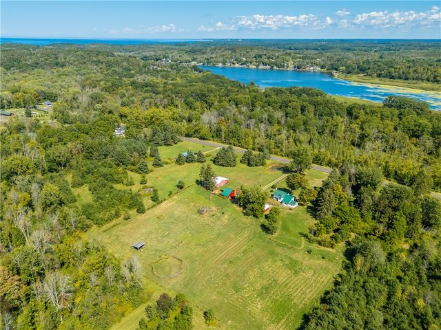 7625 West Port Bay Road, Huron, NY 14590