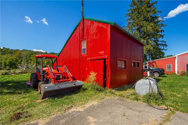 7625 West Port Bay Road, Huron, NY 14590