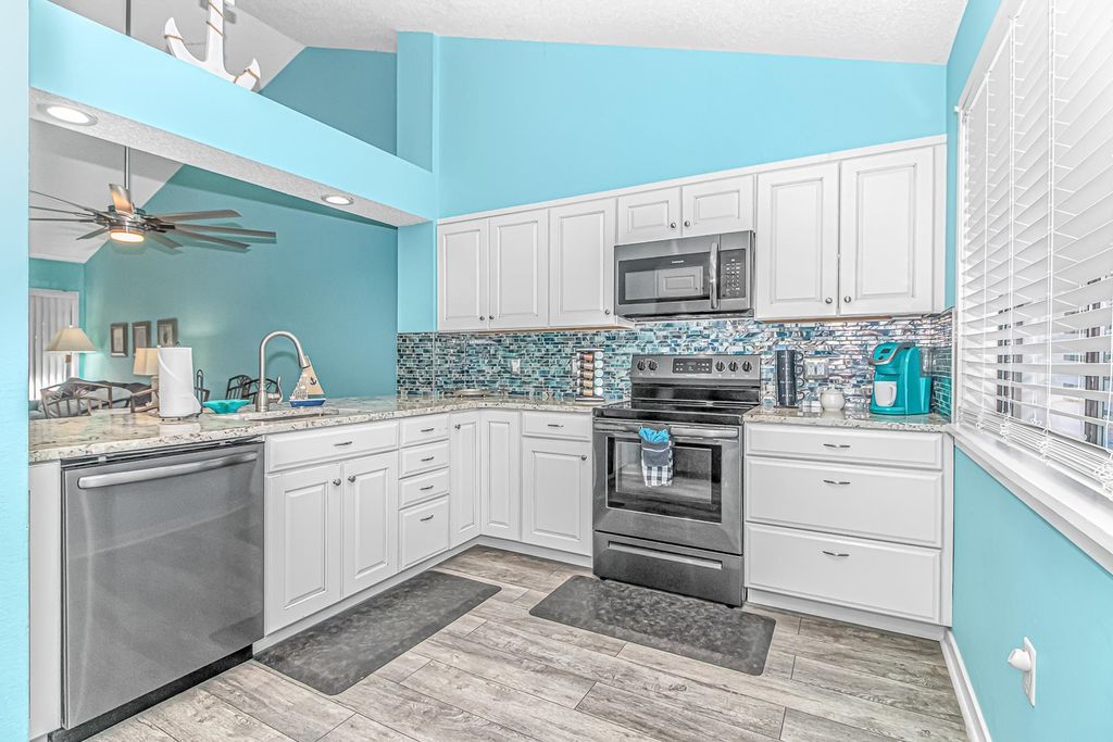 201 Westleton Dr Apt 10G, Myrtle Beach, SC 29572 — photo 4