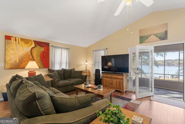 462 Rockville Springs Drive, Eatonton, GA 31024