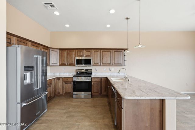 2156 W Calle Casas Lindas, Green Valley, AZ 85622