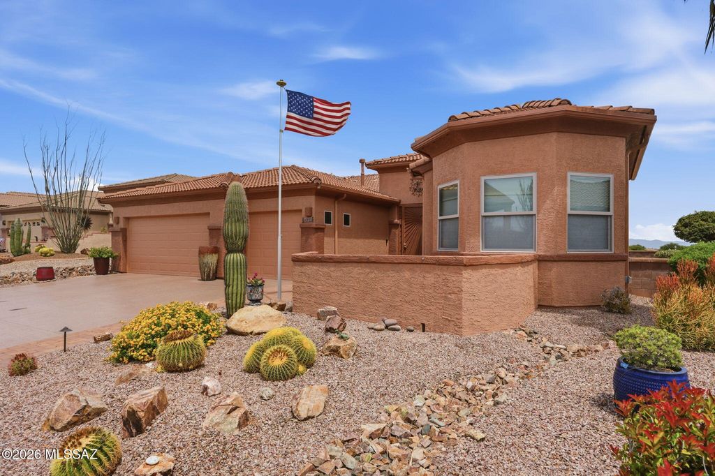 2156 W Calle Casas Lindas, Green Valley, AZ 85622