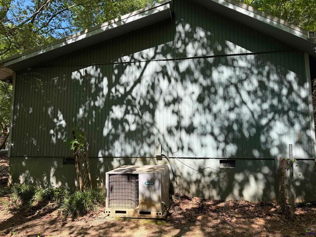 1199 Runnymede Lane, Macon, GA 31220