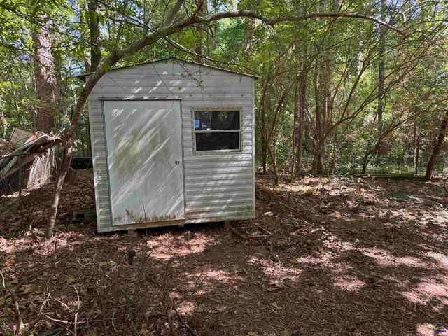 1199 Runnymede Lane, Macon, GA 31220