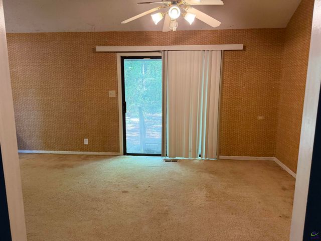 1199 Runnymede Lane, Macon, GA 31220