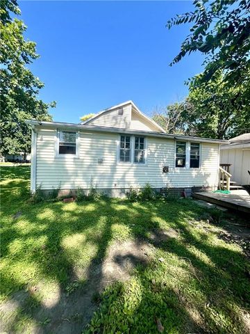 202 Hunt Street, Wellsville, KS 66092